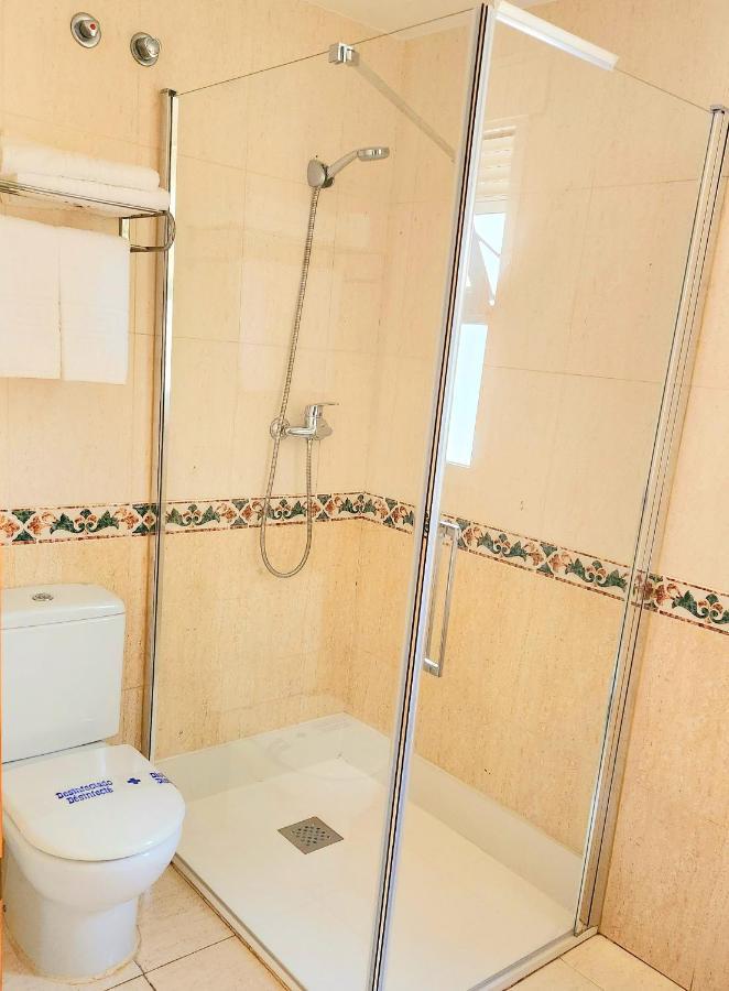 Hostal La Estacion Benajarafe Zewnętrze zdjęcie
