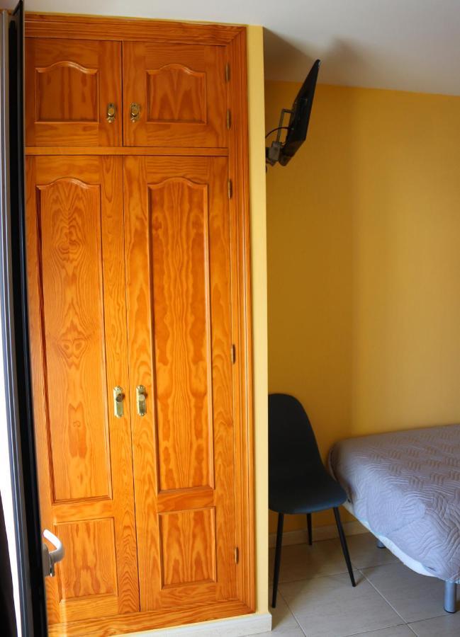 Hostal La Estacion Benajarafe Zewnętrze zdjęcie